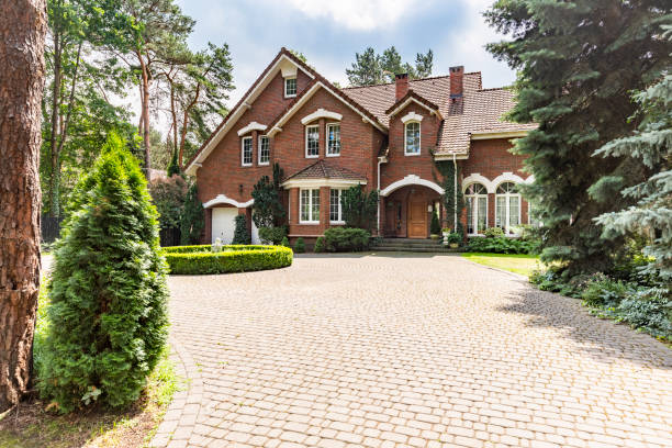 Best Concrete Paver Driveway  in Dubuque, IA
