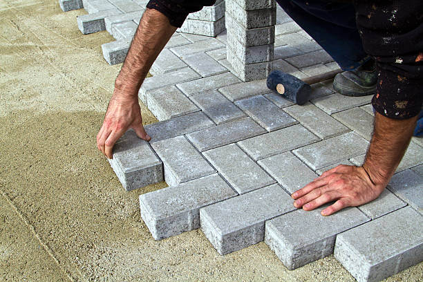 Best Residential Driveway Paver Services  in Dubuque, IA